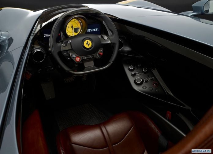 2019 Ferrari Monza SP1 - фотография 8 из 9