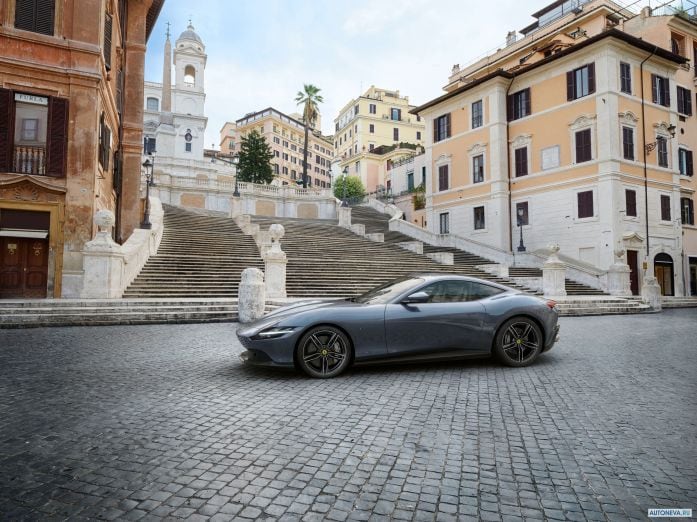 2020 Ferrari Roma - фотография 4 из 16