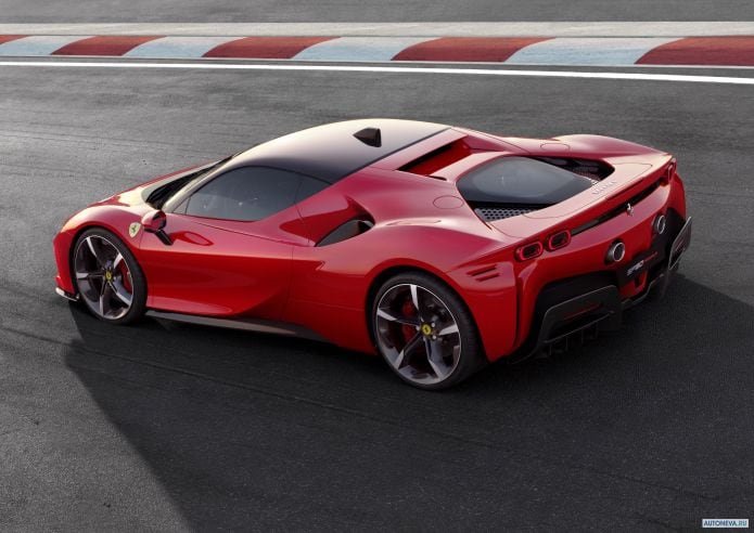 2020 Ferrari SF90 Stradale - фотография 3 из 7