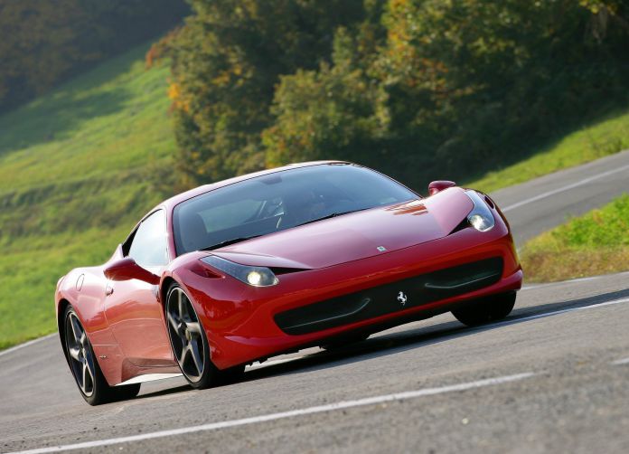 2011 Ferrari 458 Italia - фотография 3 из 31