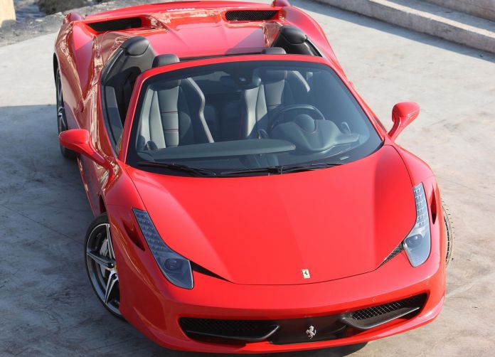 2013 Ferrari 458 Spider - фотография 9 из 44