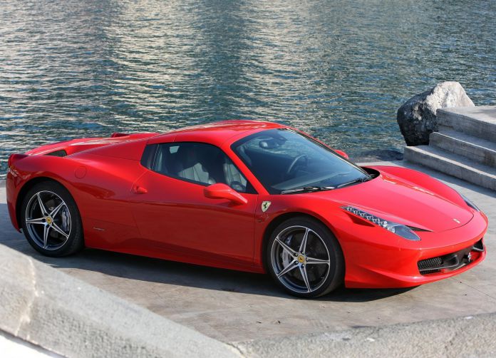 2013 Ferrari 458 Spider - фотография 12 из 44
