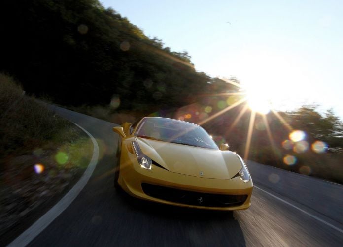 2013 Ferrari 458 Spider - фотография 23 из 44