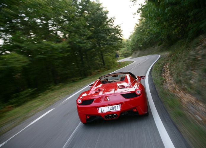 2013 Ferrari 458 Spider - фотография 27 из 44
