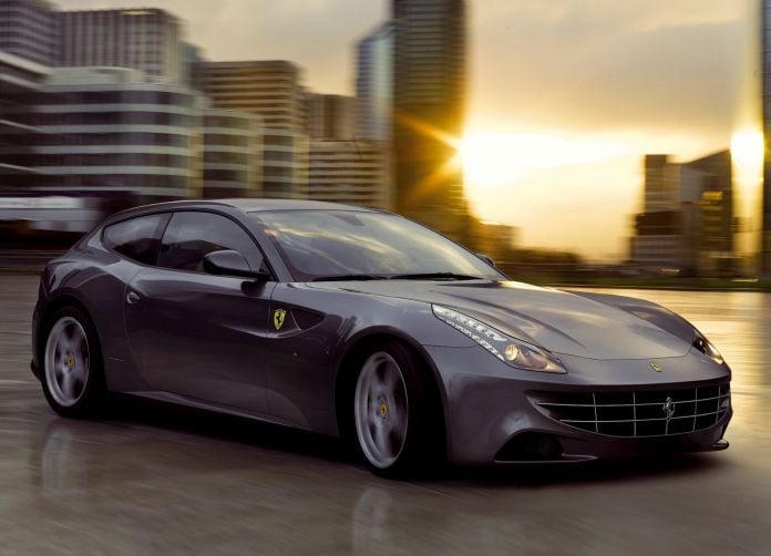 2012 Ferrari FF - фотография 2 из 32