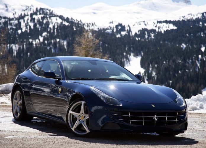 2015 Ferrari FF Blue - фотография 2 из 13