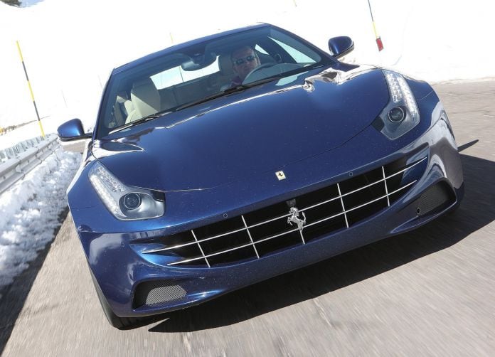 2015 Ferrari FF Blue - фотография 8 из 13
