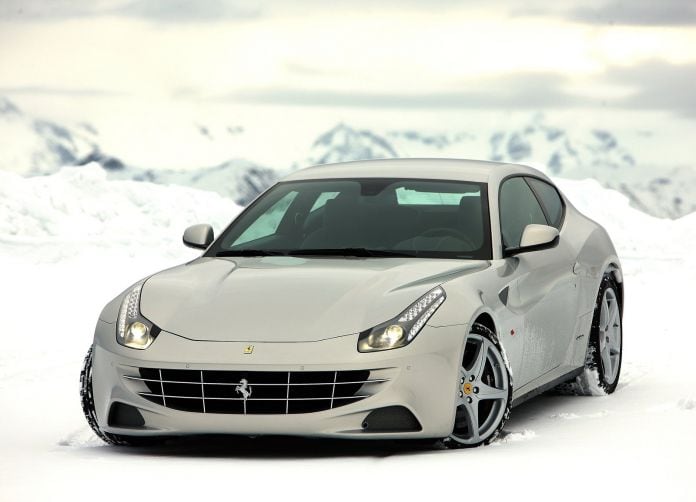 2015 Ferrari FF Silver - фотография 1 из 16
