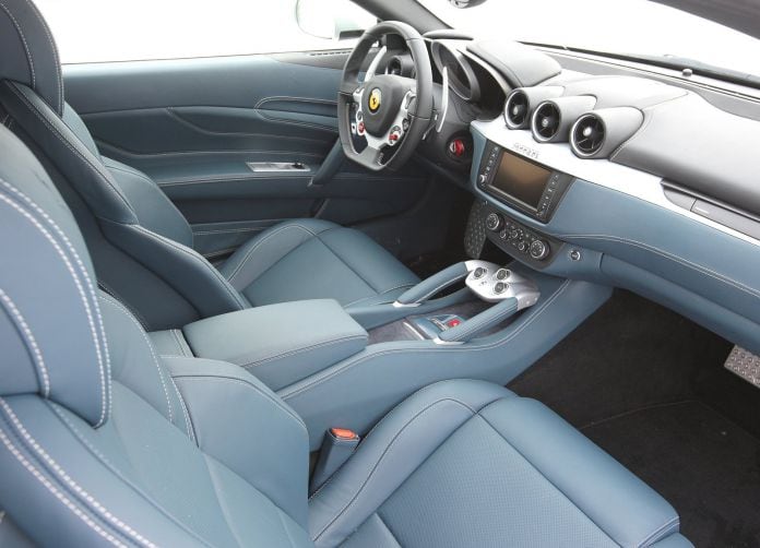 2015 Ferrari FF Silver - фотография 10 из 16