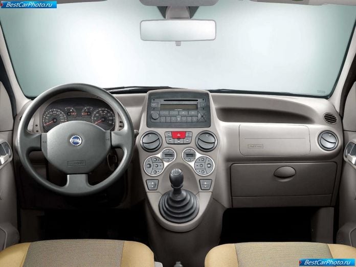 2003 Fiat Panda - фотография 35 из 38