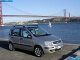 fiat_2003-panda_dynamic_1600x1200_008.jpg
