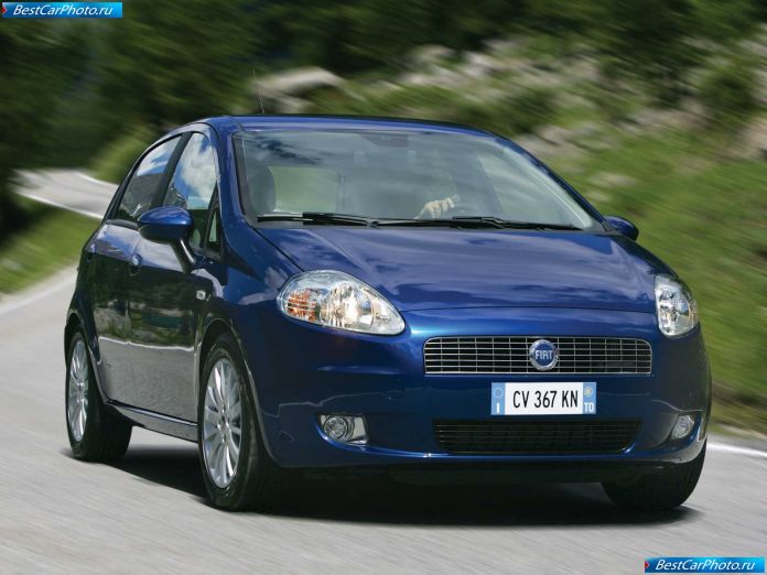 2005 Fiat Grande Punto - фотография 13 из 52 2005 Fiat Grande Punto - фотография 13 из 52