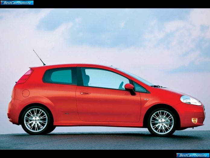 2005 Fiat Grande Punto - фотография 36 из 52 2005 Fiat Grande Punto - фотография 36 из 52