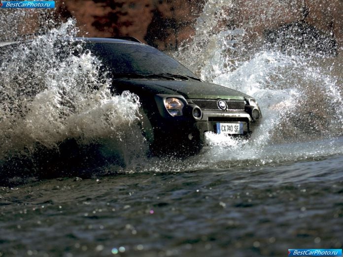 2006 Fiat Panda Cross - фотография 18 из 33