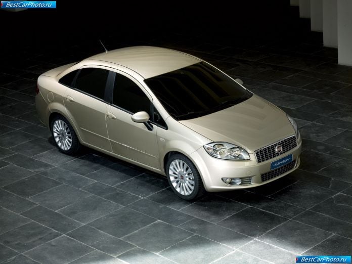 2007 Fiat Linea - фотография 8 из 21