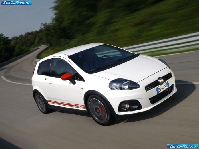 2008 Fiat Grande Punto Abarth - фотография 5 из 53