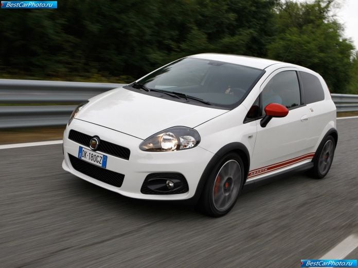2008 Fiat Grande Punto Abarth - фотография 10 из 53