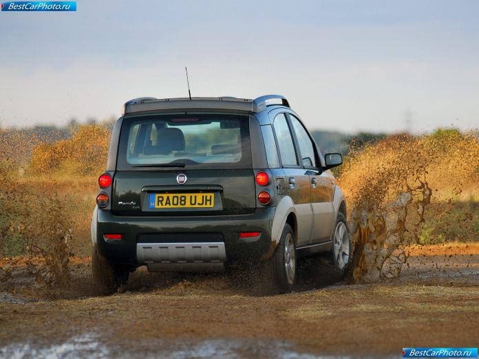 2008 Fiat Panda Cross - фотография 12 из 19 2008 Fiat Panda Cross - фотография 12 из 19