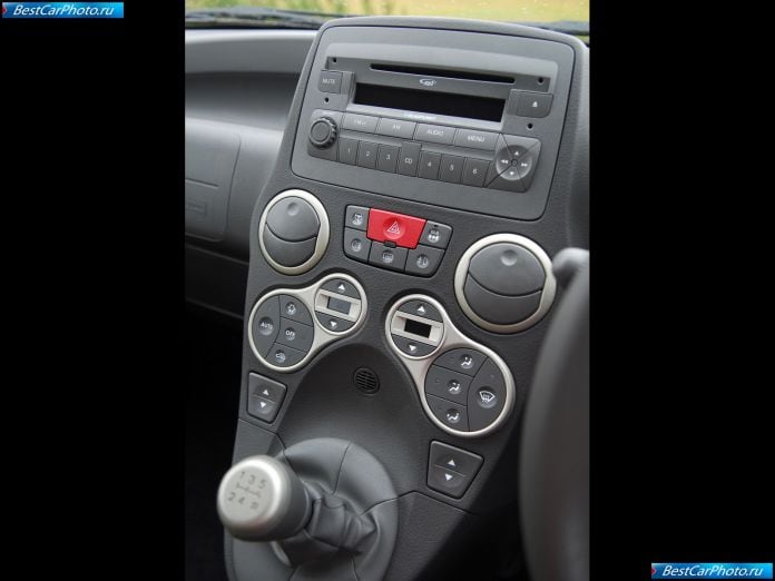 2008 Fiat Panda Cross - фотография 19 из 19
