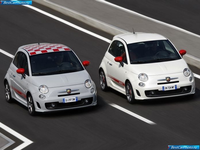 2009 Fiat 500 Abarth - фотография 17 из 48