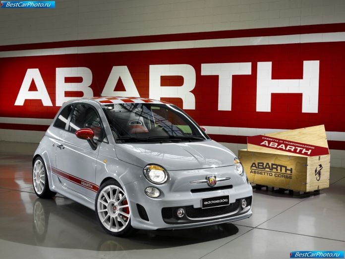 2009 Fiat 500 Abarth Esseesse - фотография 1 из 5 2009 Fiat 500 Abarth Esseesse - фотография 1 из 5