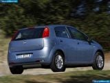 fiat_2009-grande_punto_natural_power_1600x1200_015.jpg