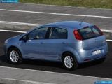 fiat_2009-grande_punto_natural_power_1600x1200_019.jpg