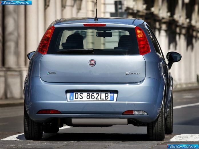 2009 Fiat Grande Punto Natural Power - фотография 21 из 31