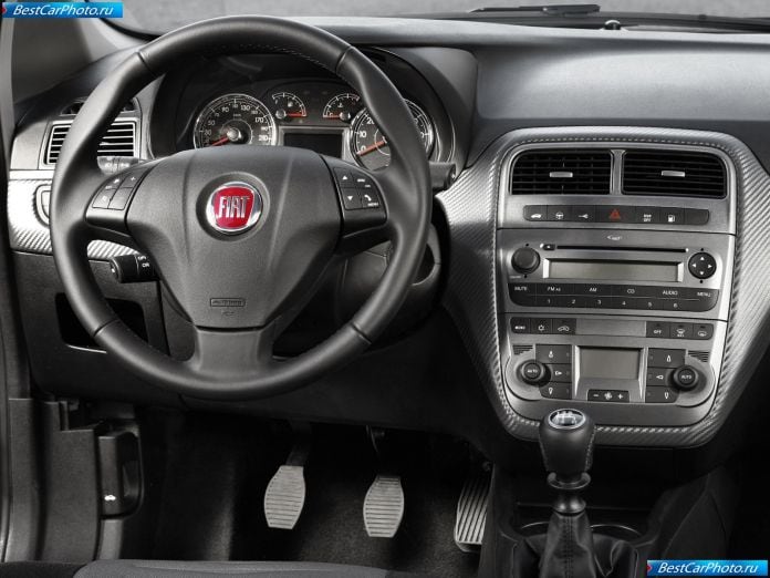 2009 Fiat Grande Punto Natural Power - фотография 25 из 31