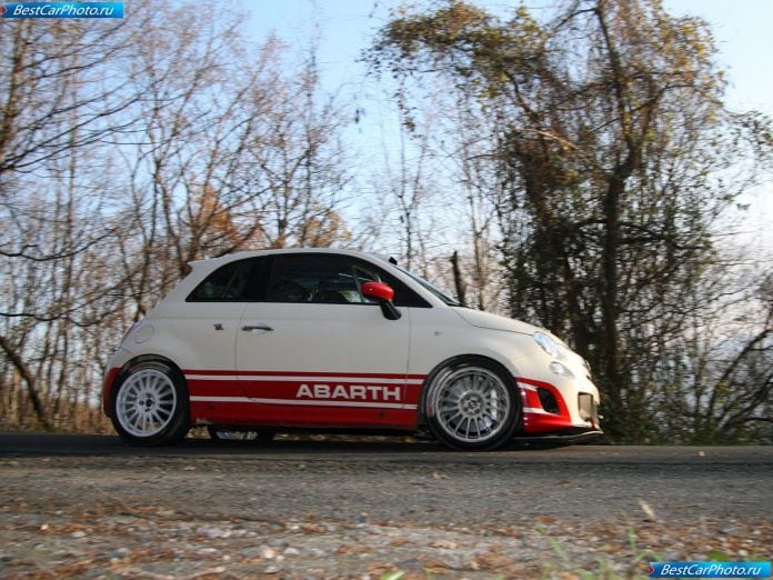 2010 Fiat 500 Abarth R3t - фотография 5 из 6