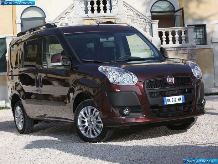 2010 Fiat Doblo - фотография 2 из 39