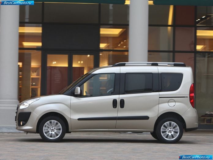 2010 Fiat Doblo - фотография 21 из 39