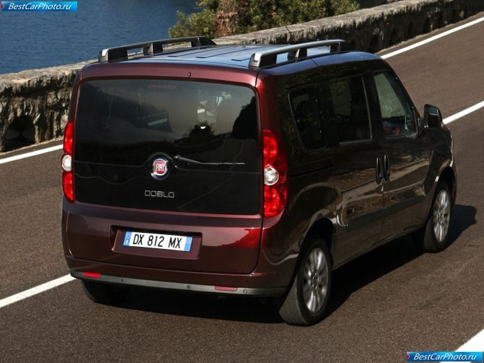 2010 Fiat Doblo - фотография 23 из 39