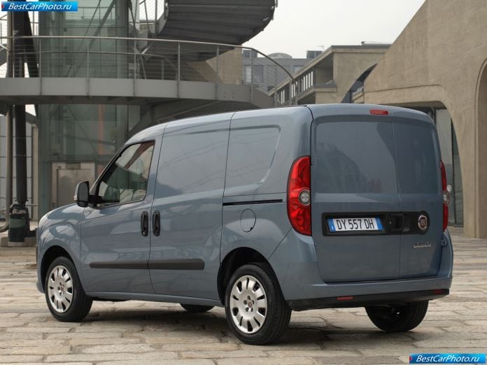 2010 Fiat Doblo Cargo - фотография 9 из 35