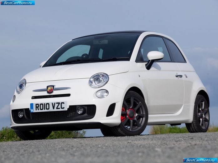 2011 Fiat 500c Abarth - фотография 2 из 84