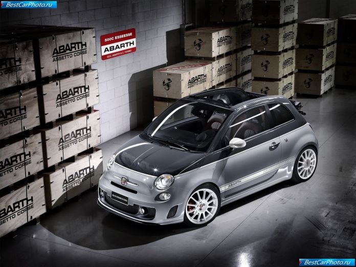 2011 Fiat 500c Abarth Esseesse - фотография 1 из 4 2011 Fiat 500c Abarth Esseesse - фотография 1 из 4