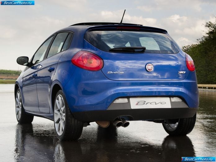 2011 Fiat Bravo - фотография 24 из 158 2011 Fiat Bravo - фотография 24 из 158