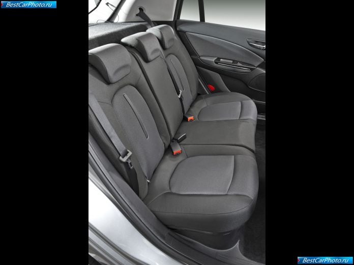 2011 Fiat Bravo - фотография 158 из 158