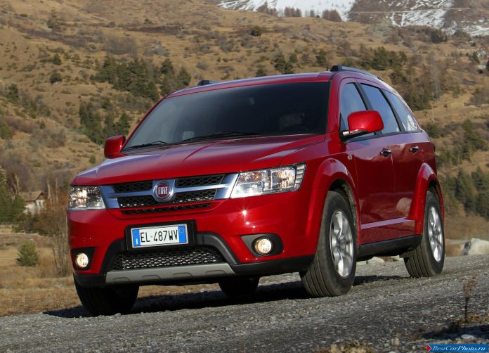 2012 Fiat Freemont AWD - фотография 5 из 59