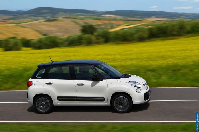 2012 Fiat 500L - фотография 5 из 42