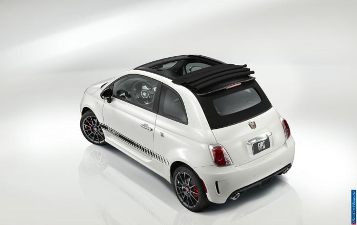 2013 Fiat 500c Abarth - фотография 16 из 32
