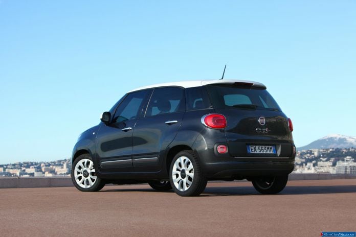 2013 Fiat 500L - фотография 26 из 35 2013 Fiat 500L - фотография 26 из 35