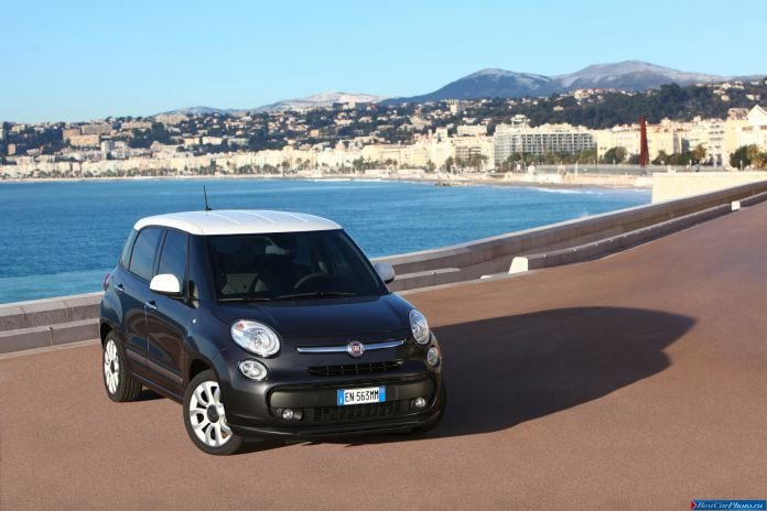 2013 Fiat 500L - фотография 27 из 35 2013 Fiat 500L - фотография 27 из 35