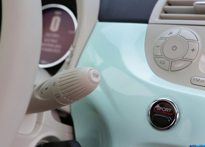2014 Fiat 500 Cult - фотография 29 из 40 2014 Fiat 500 Cult - фотография 29 из 40