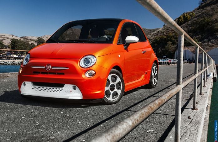 2014 Fiat 500e - фотография 1 из 36 2014 Fiat 500e - фотография 1 из 36