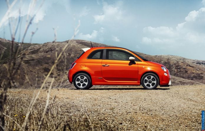 2014 Fiat 500e - фотография 7 из 36