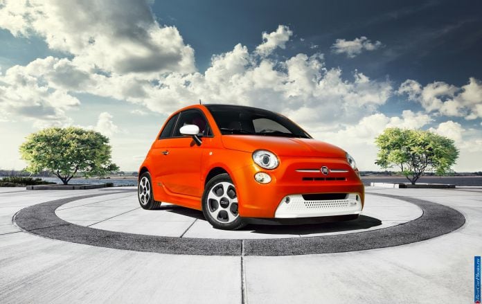 2014 Fiat 500e - фотография 8 из 36