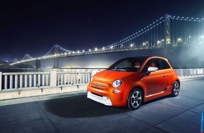 2014 Fiat 500e - фотография 11 из 36
