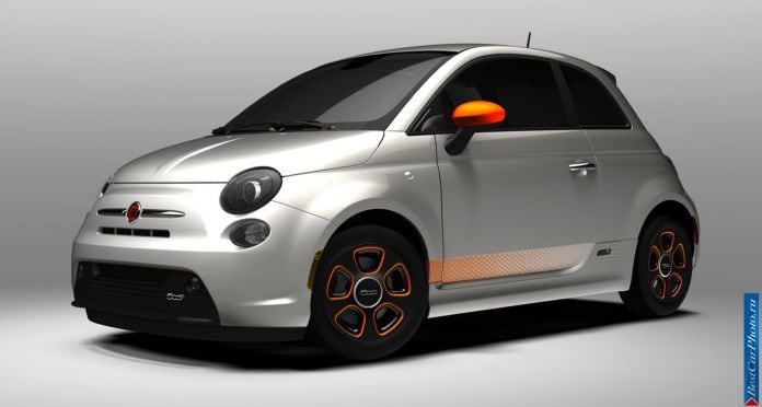 2014 Fiat 500e - фотография 21 из 36 2014 Fiat 500e - фотография 21 из 36