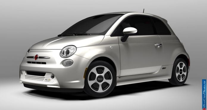 2014 Fiat 500e - фотография 24 из 36 2014 Fiat 500e - фотография 24 из 36